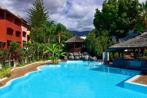 Indoor pool, outdoor pool - Pestana Village Garden Hotel (Funchal)