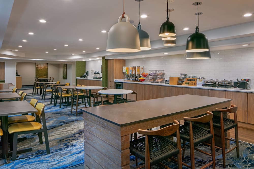 Fairfield Inn by Marriott JFK Airport