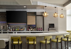 Bar (en la propiedad)