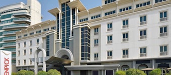 Mövenpick Hotel & Apartments Bur Dubai