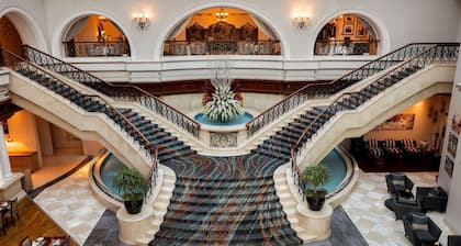 Mövenpick Hotel & Apartments Bur Dubai