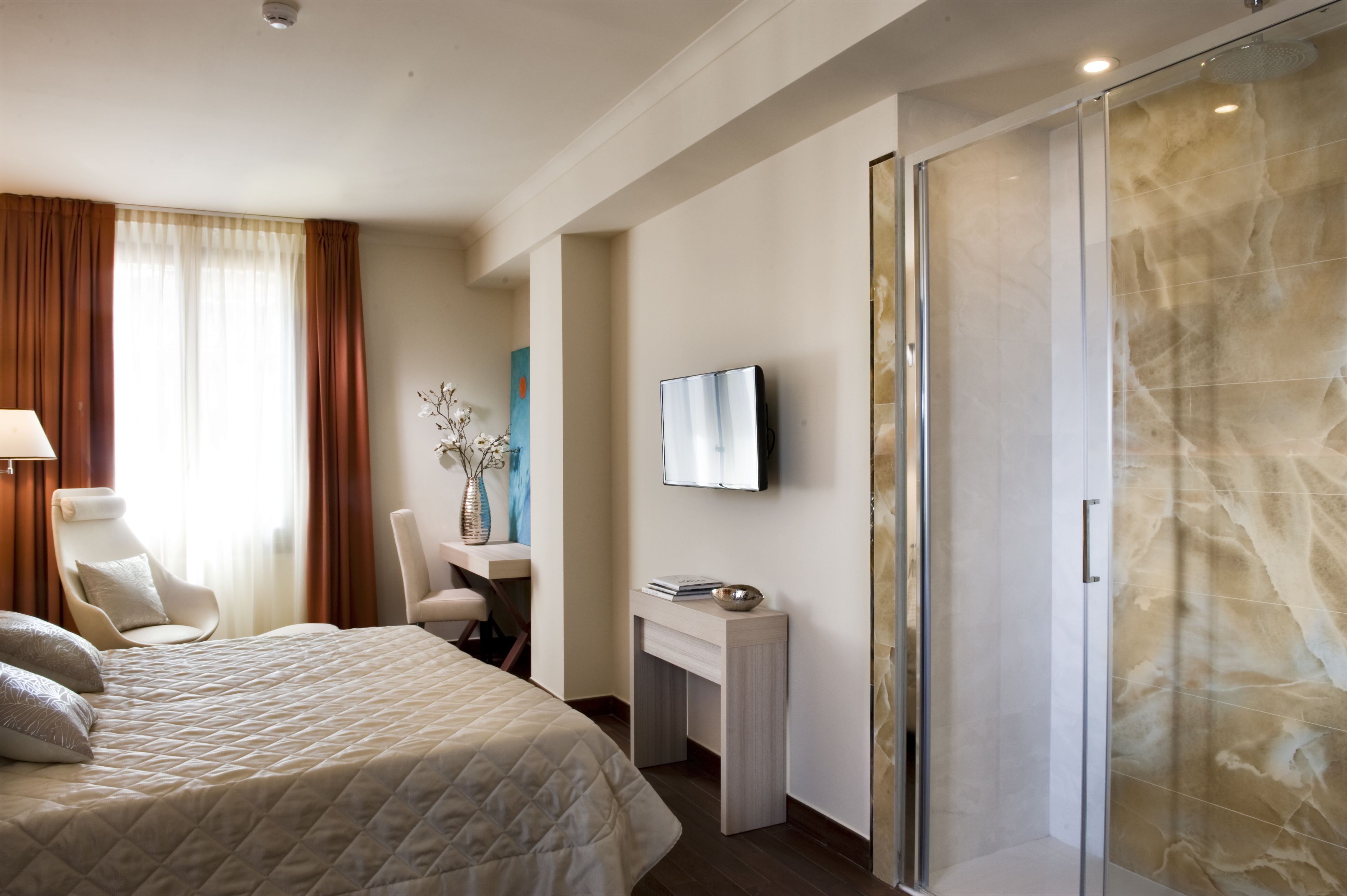 superior double room | premium bedding, in-room safe, desk, iron/ironing board