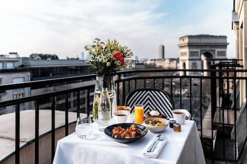 Chambre Prestige - Balcon panoramique - Arc de Triomphe
