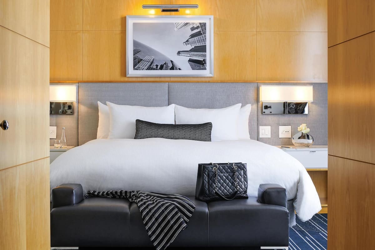 Prestige Suite, 1 Bedroom, Corner, 1 King Bed, 1 Sofabed | Premium bedding, in-room safe, individually decorated