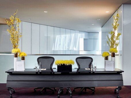 Sofitel Chicago Magnificent Mile - Image 49