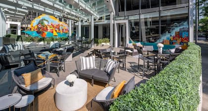 Sofitel Chicago Magnificent Mile