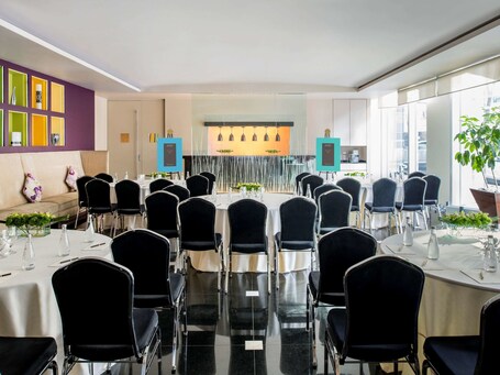 Sofitel Chicago Magnificent Mile - Image 18