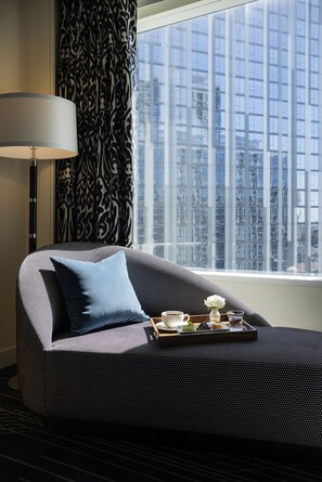 Junior Suite, 1 King Bed with Sofa bed, Accessible | Living area | LCD TV, pay movies