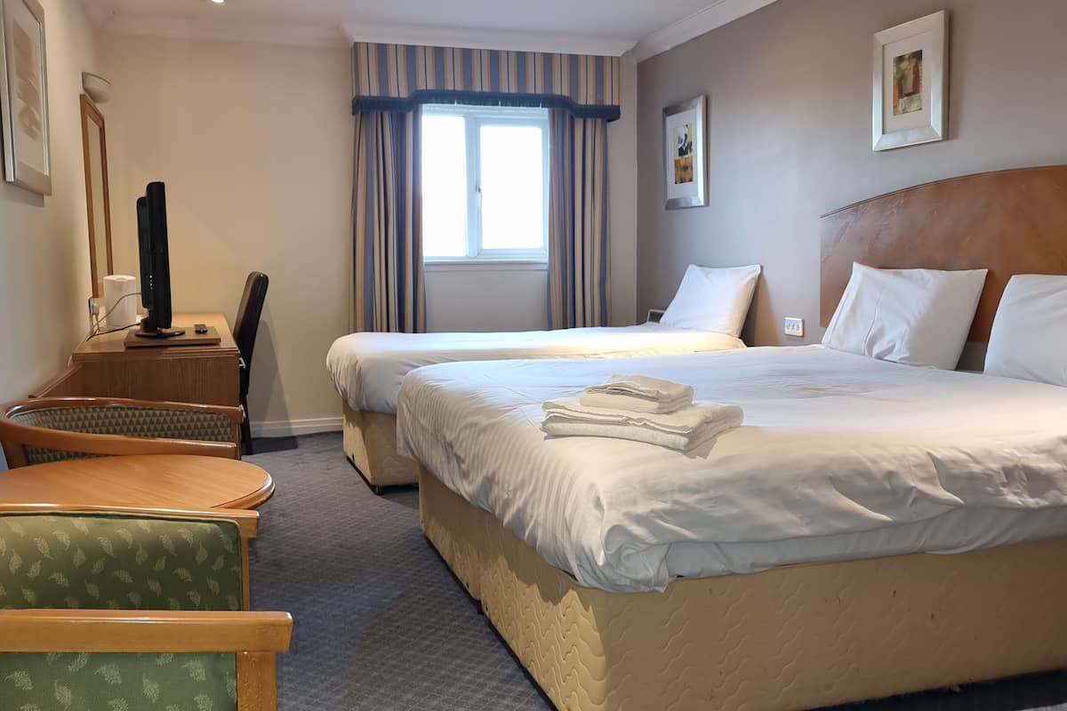 down duvets, in-room safe, desk, laptop workspace