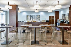 Colazione completa inclusa