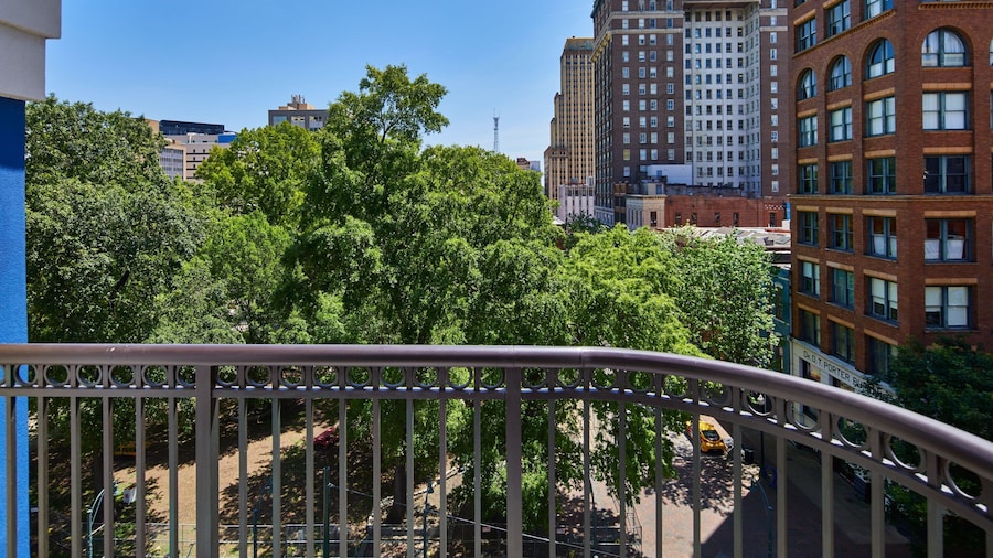 Springhill Suites By Marriott Memphis Downtown