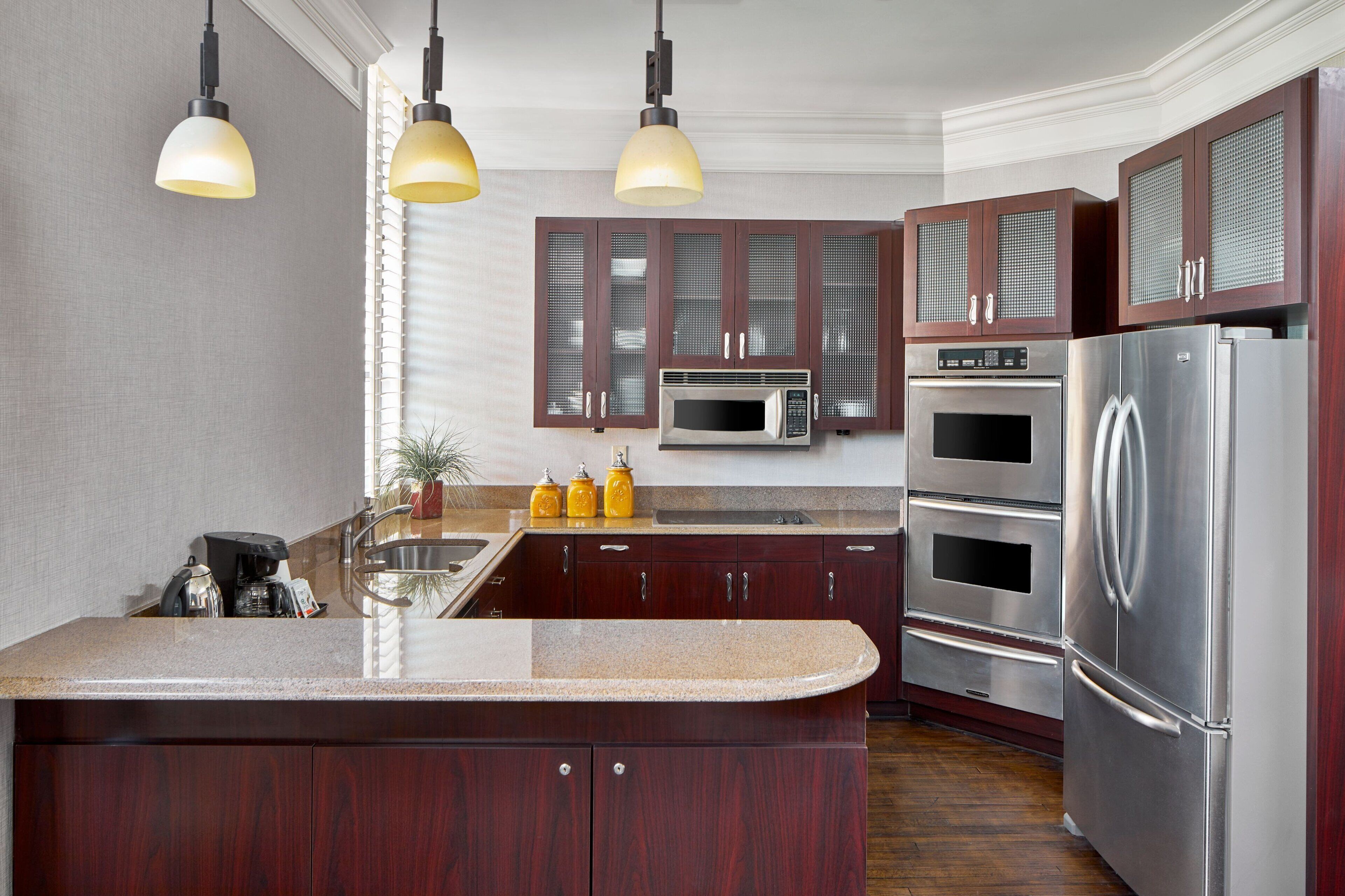 fridge, microwave, coffee/tea maker