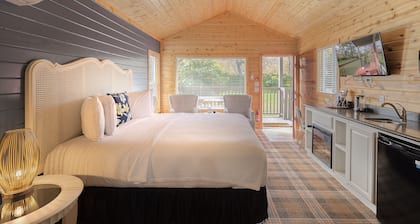 Carmel River Inn