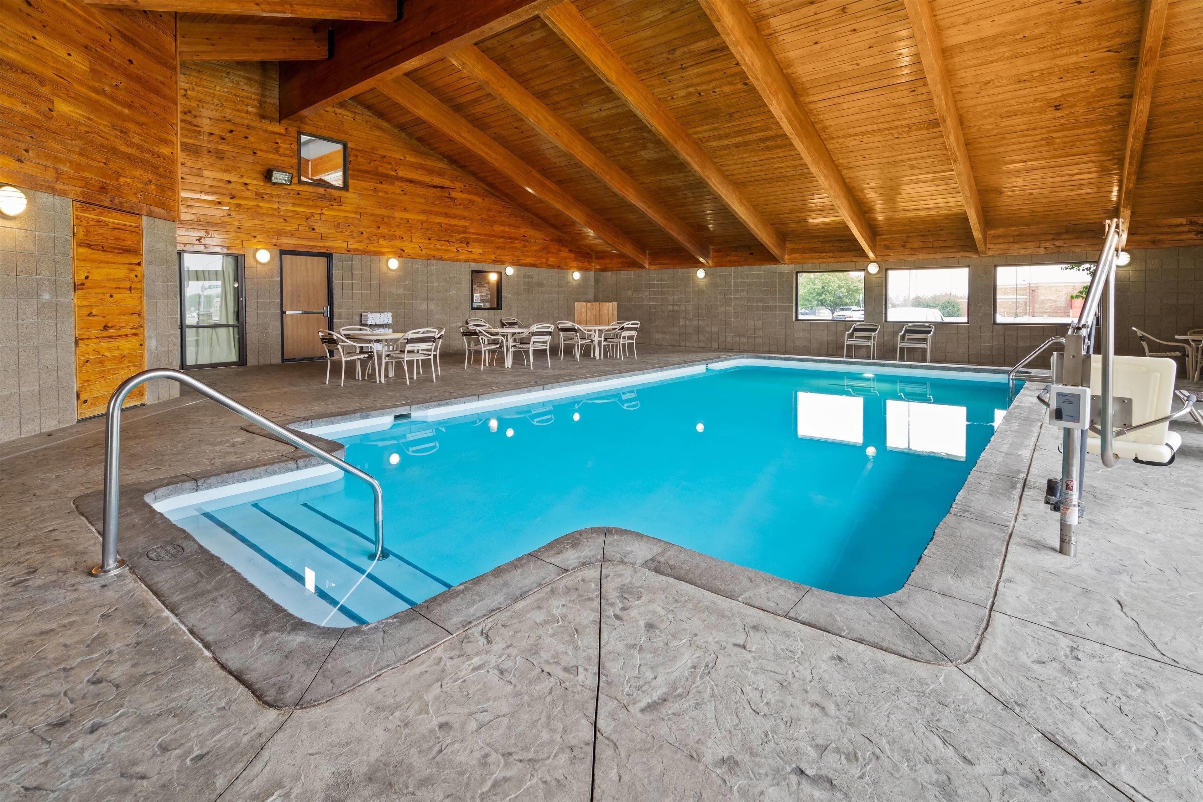 indoor pool, open 7 am to 10 pm, pool loungers