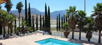 Cajon Pass Inn
