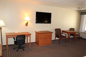 Executive-Zimmer, 1 King-Bett, Nichtraucher | Hochwertige Bettwaren, Schreibtisch, laptopgeeigneter Arbeitsplatz