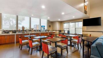 Gratis kontinental frukost varje dag