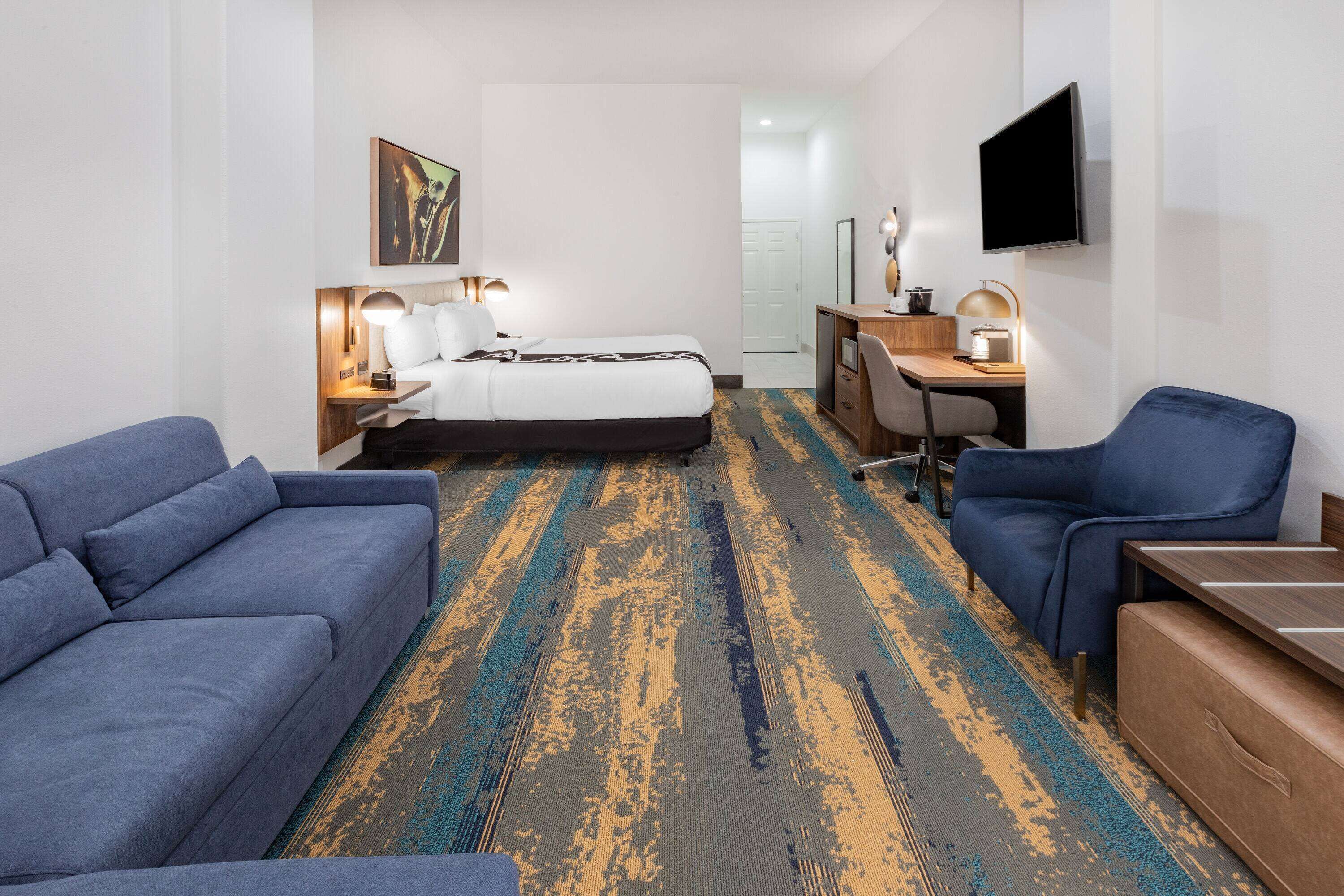 Premium bedding, desk, blackout curtains, soundproofing