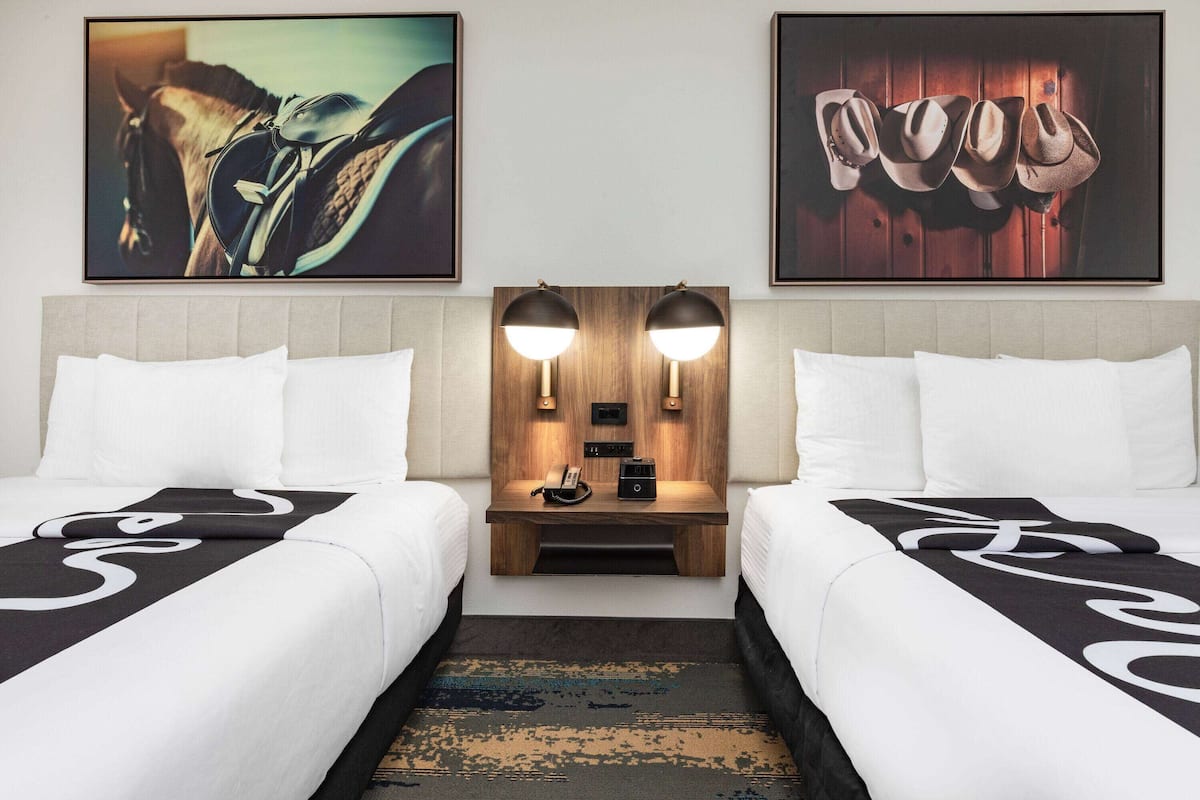 Premium bedding, desk, blackout drapes, soundproofing