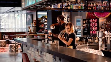 Ofrece desayunos, almuerzos y cenas