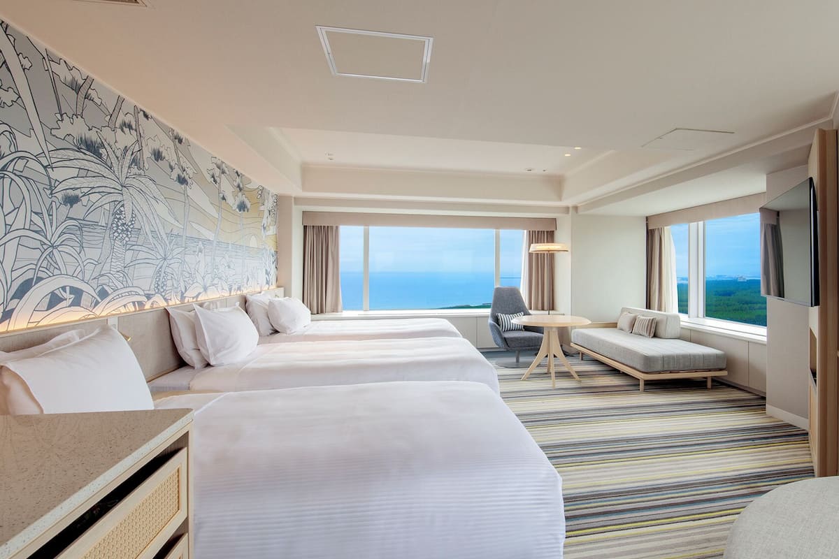 Corner Fourth, Multiple Beds, Non-smoking