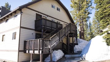 Mammoth Villas #1, 1 Bdrm Condo, Offsite