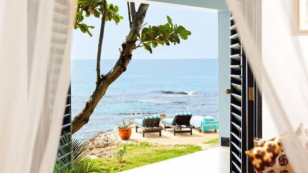 Cottage, 3 Bedrooms (Mussels) | Beach/ocean view - Jakes (Treasure Beach)