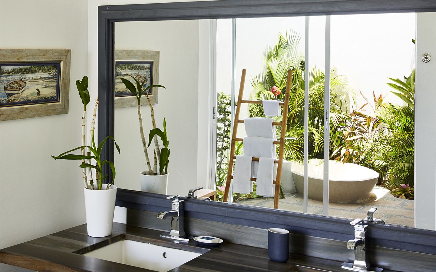 villa, 4 bedrooms (calabash bay) | bathroom | combined shower/bathtub, rainfall showerhead, free toiletries