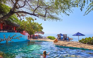 Outdoor pool, sun loungers