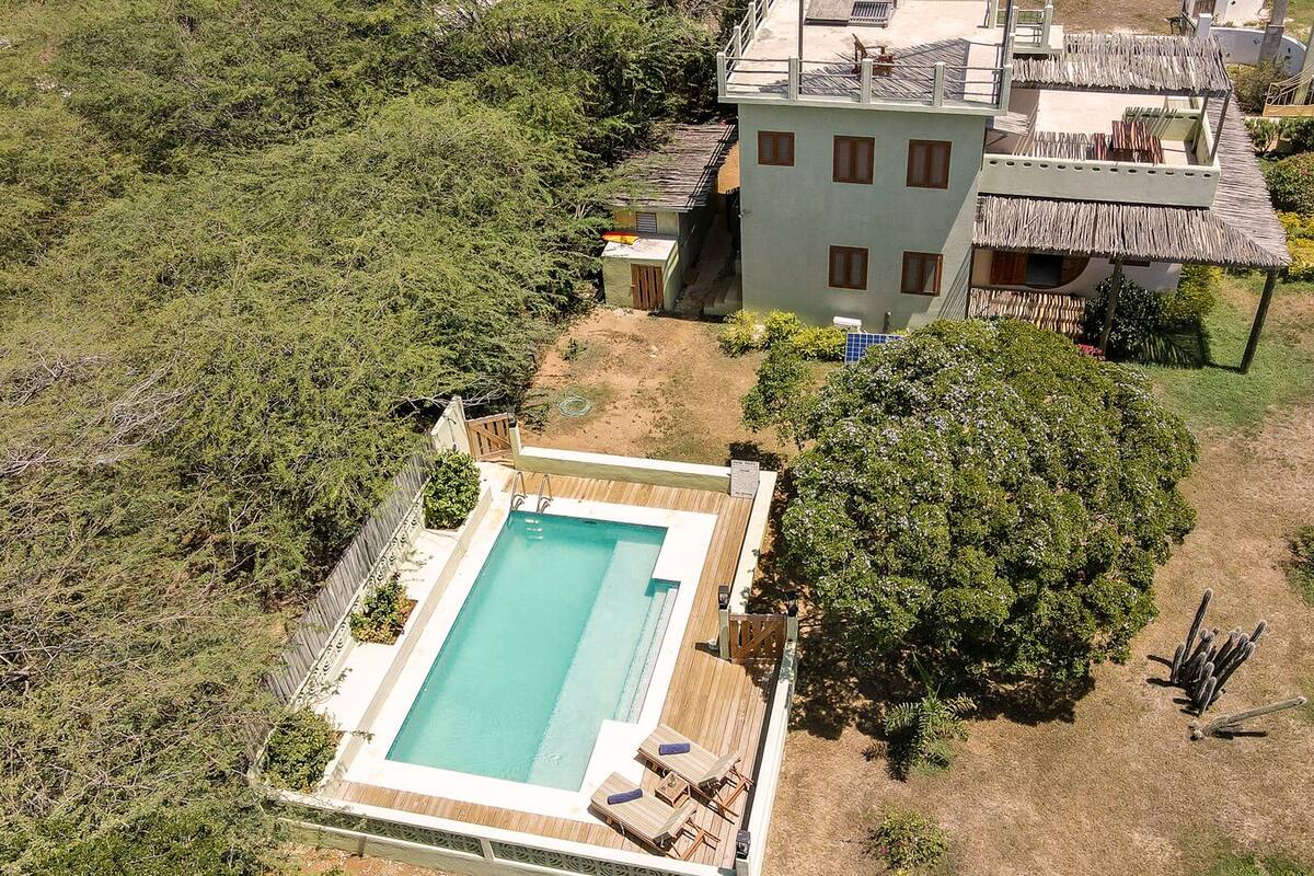 Cottage, 3 Bedrooms (SeaDragon) | In-room safe, WiFi (free), individually decorated