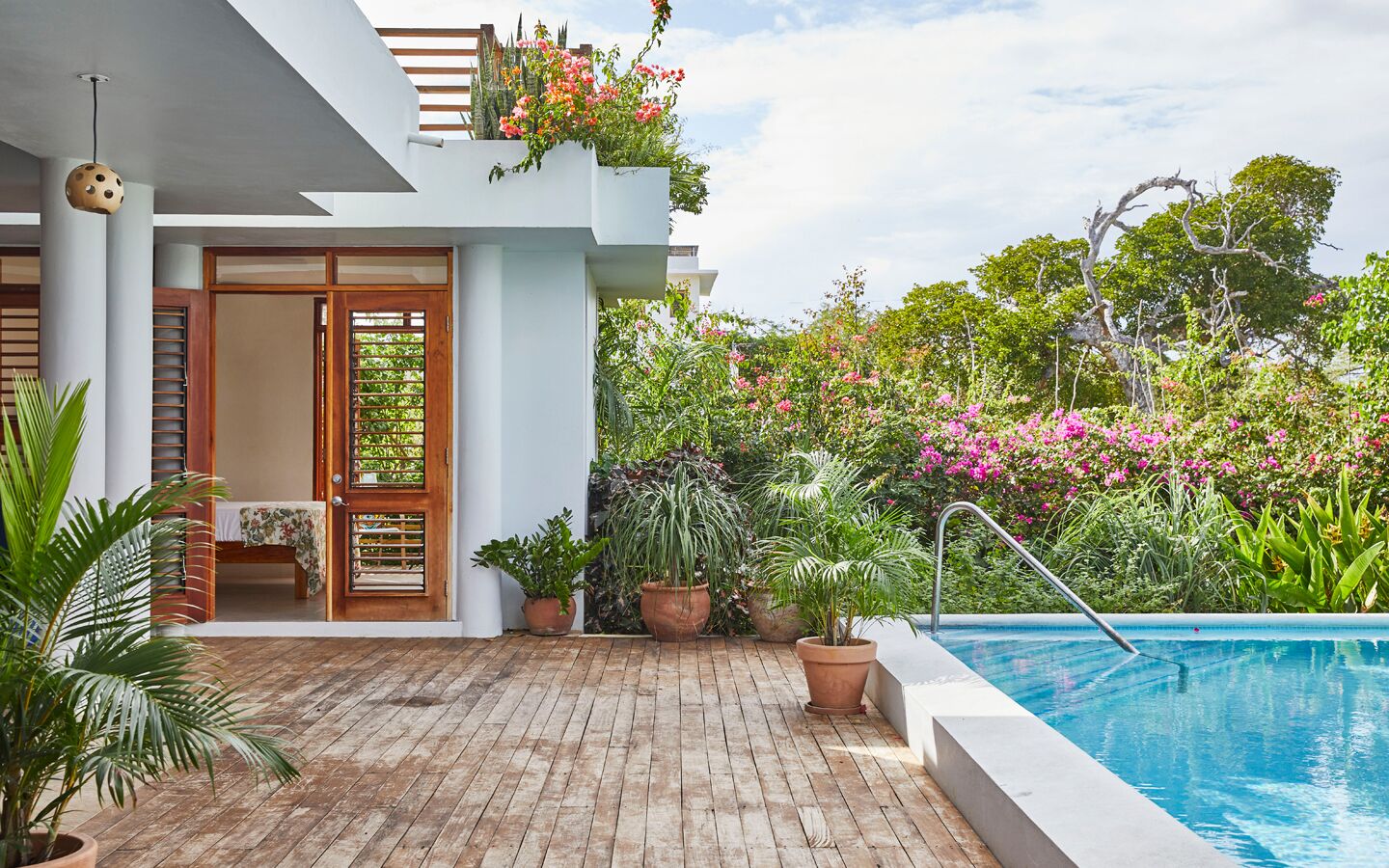 房內夾萬、獨特設計、獨特裝修、免費 Wi-Fi