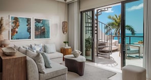 Bamboo Grove One-Bedroom Skypool Butler Suite w/ Roof Terrace
