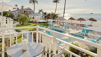 Club Room, 1 Bedroom, Ocean View (Caribbean Grande Luxe Club Level Room) | Premium bedding, minibar, in-room safe, blackout drapes