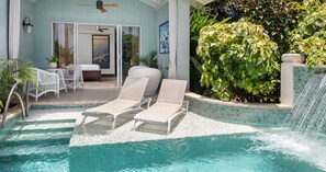 Romanttinen huone, 1 makuuhuone, näköala uima-altaalle (Crystal Lagoon Swim-up w/ Patio) | Näkymä huoneesta