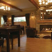 Waterloo Hotel Lodge