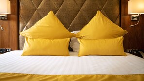 1 bedroom, premium bedding, in-room safe, desk