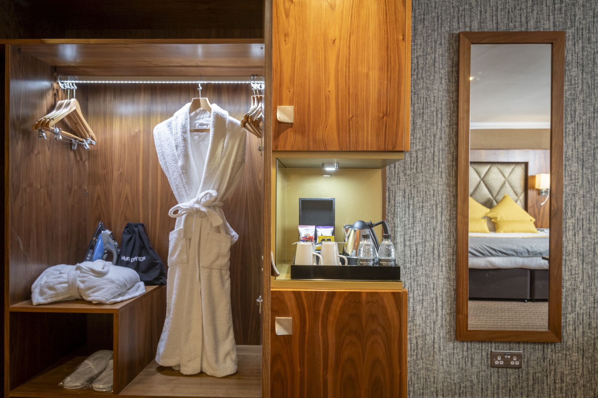 executive double room | room amenity