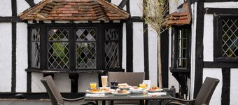 Donnington Manor Hotel