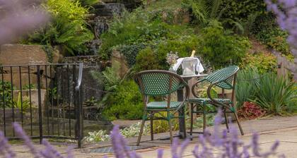 Moore Place Hotel, BW Signature Collection