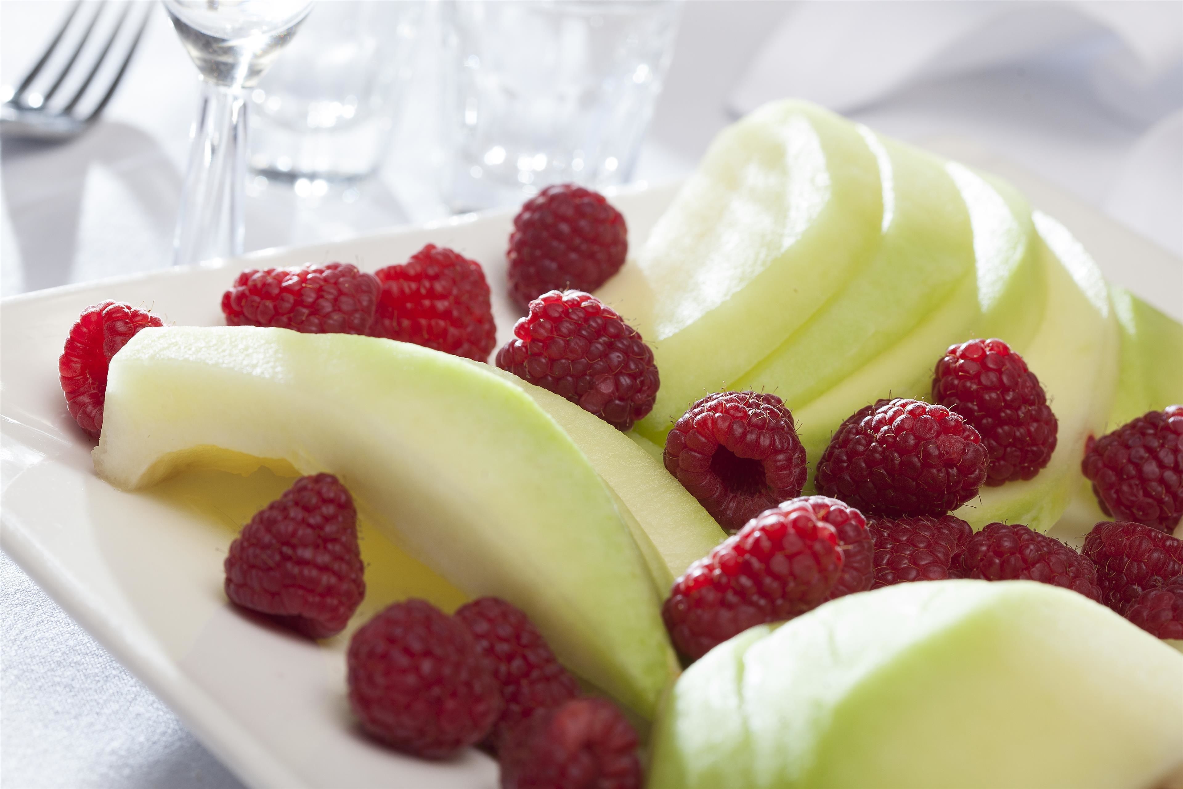 Daily full breakfast for a fee