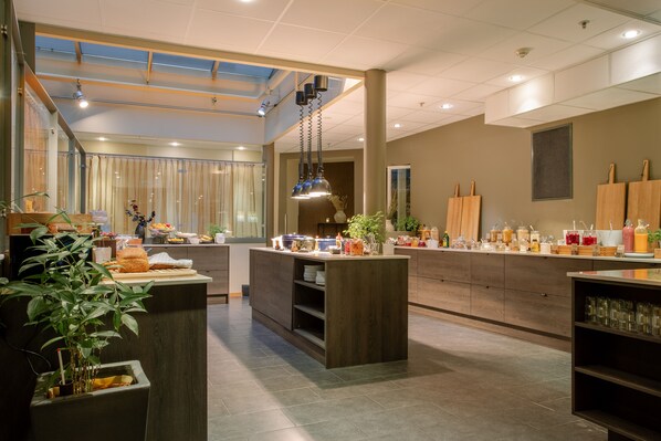 Free daily self-service breakfast 