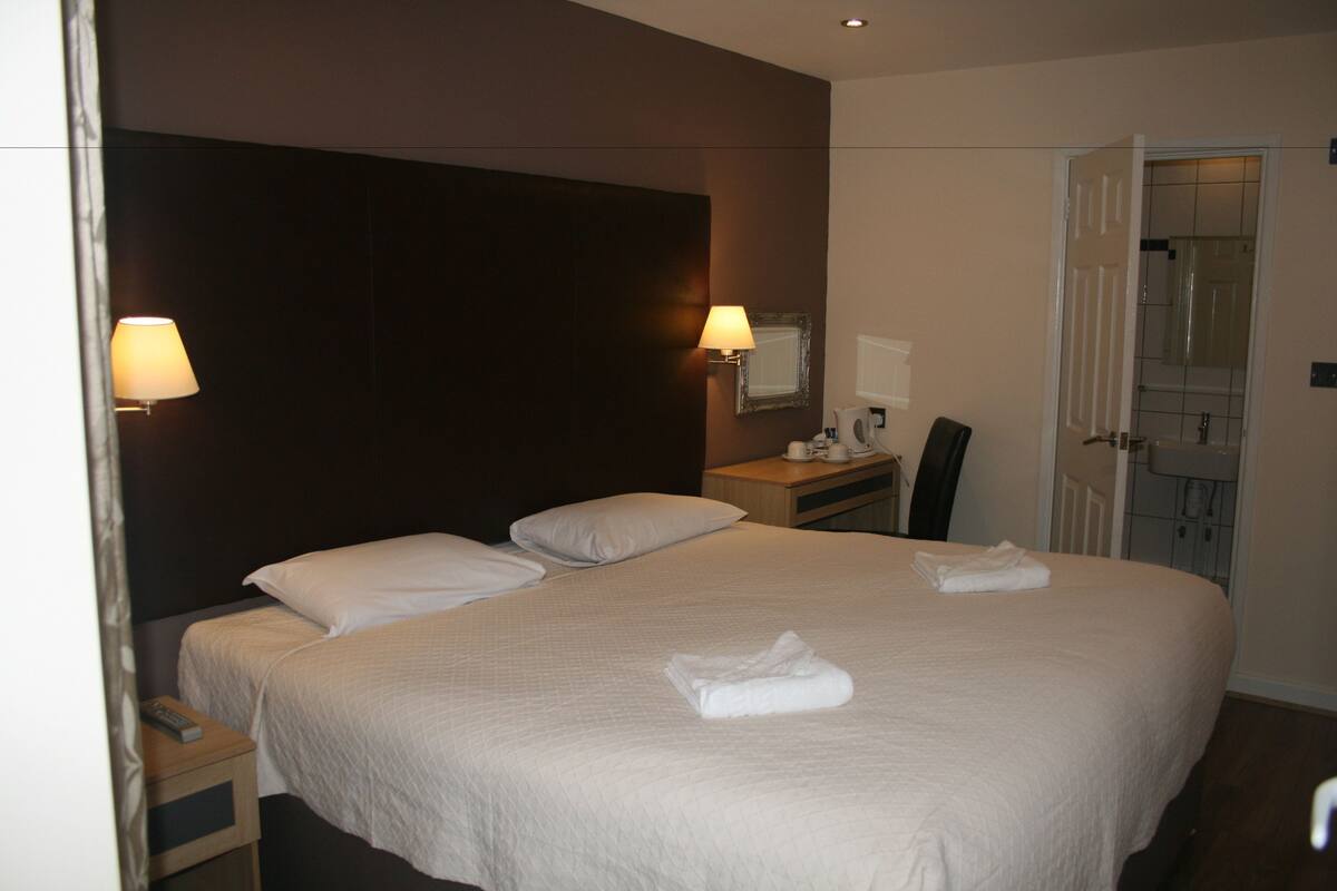 Double Room | Pillowtop beds, desk, blackout drapes, soundproofing