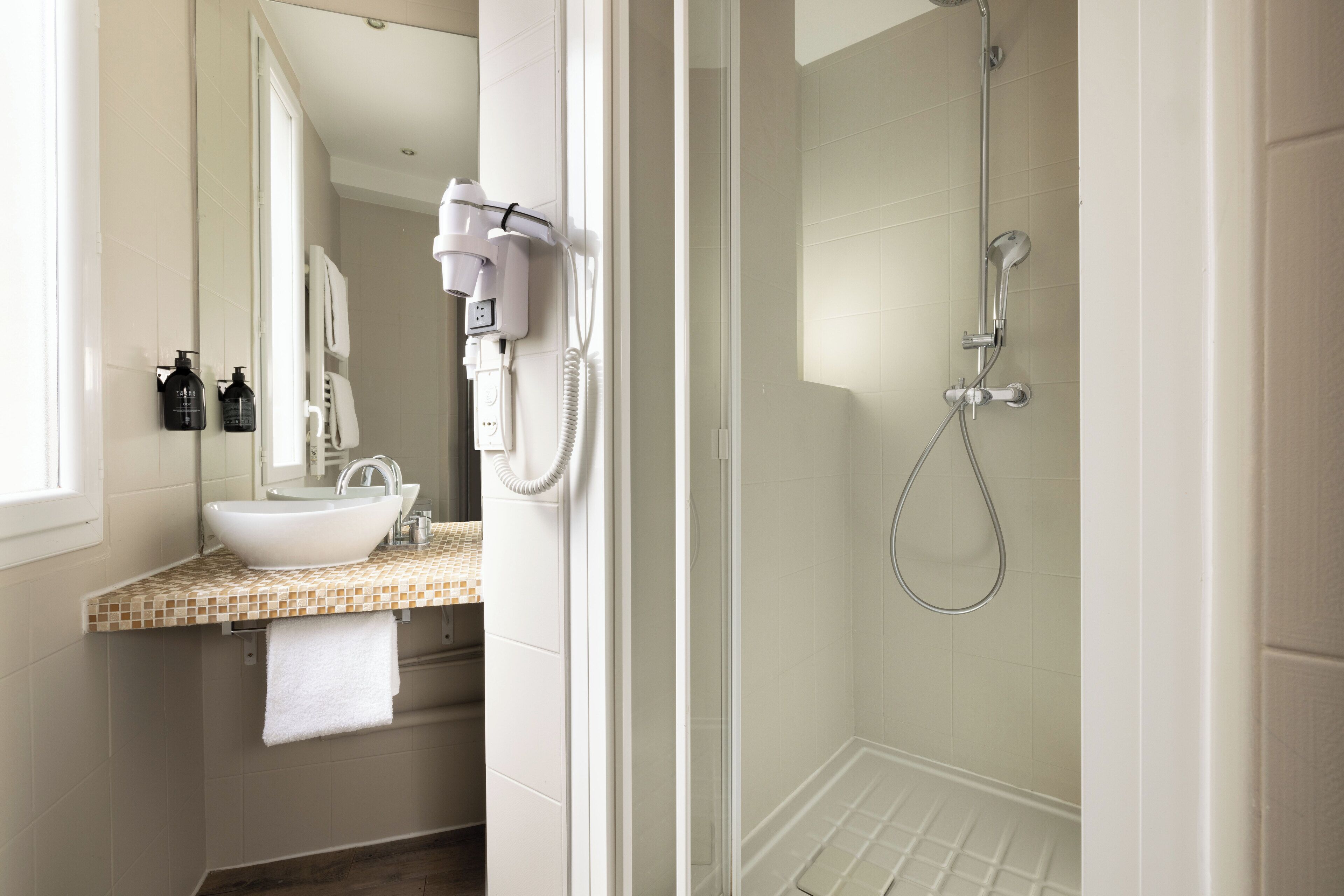 Foto - Hotel Korner Eiffel