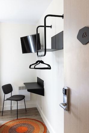 Single Room | Soundproofing, free WiFi, bed sheets