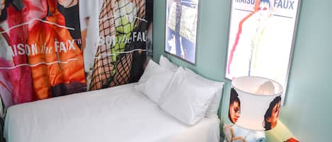 Quarto casal econômico, 1 cama de casal | 1 quarto, roupas de cama antialérgicas, edredons de pluma