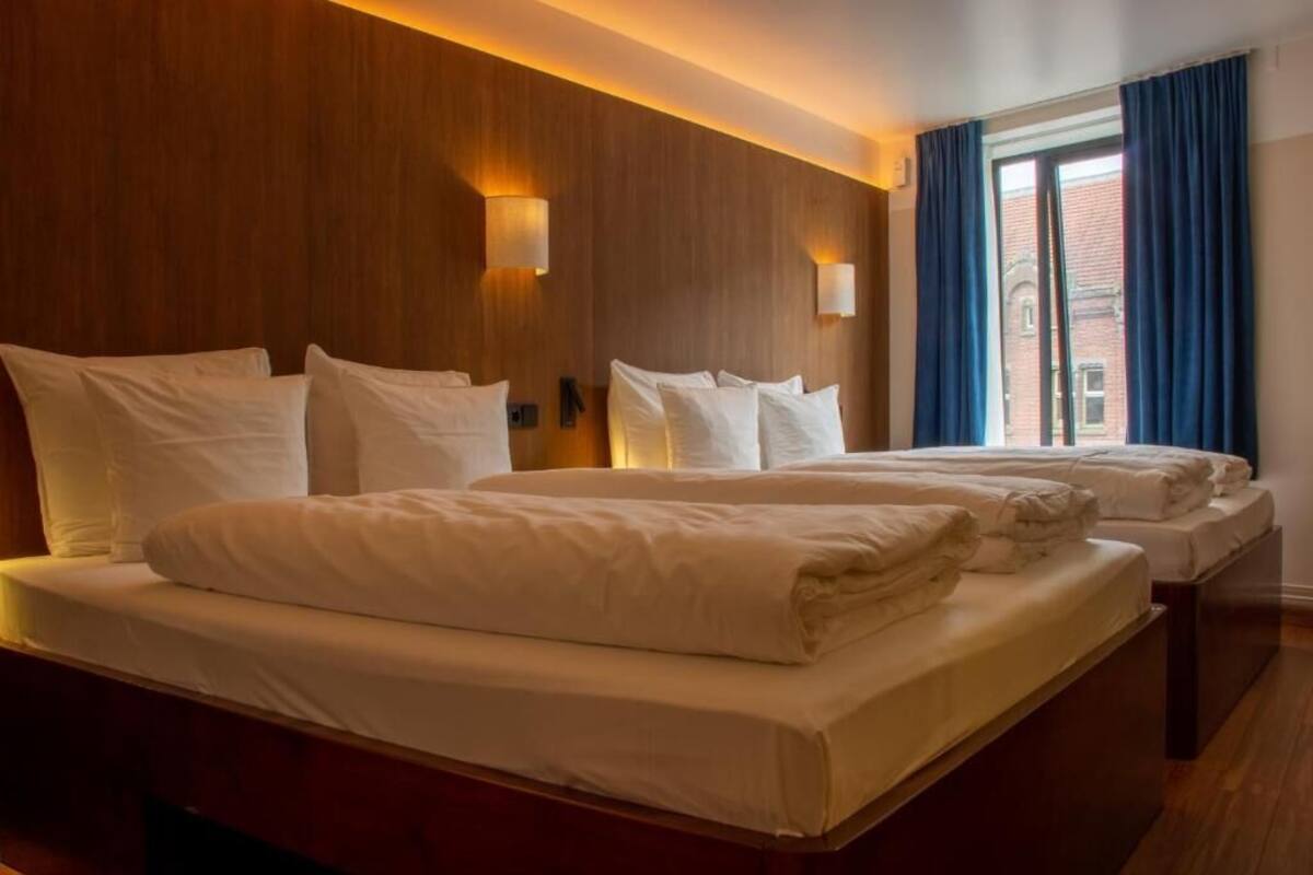 Comfort Quadruple Room | Hypo-allergenic bedding available, down comforters, in-room safe