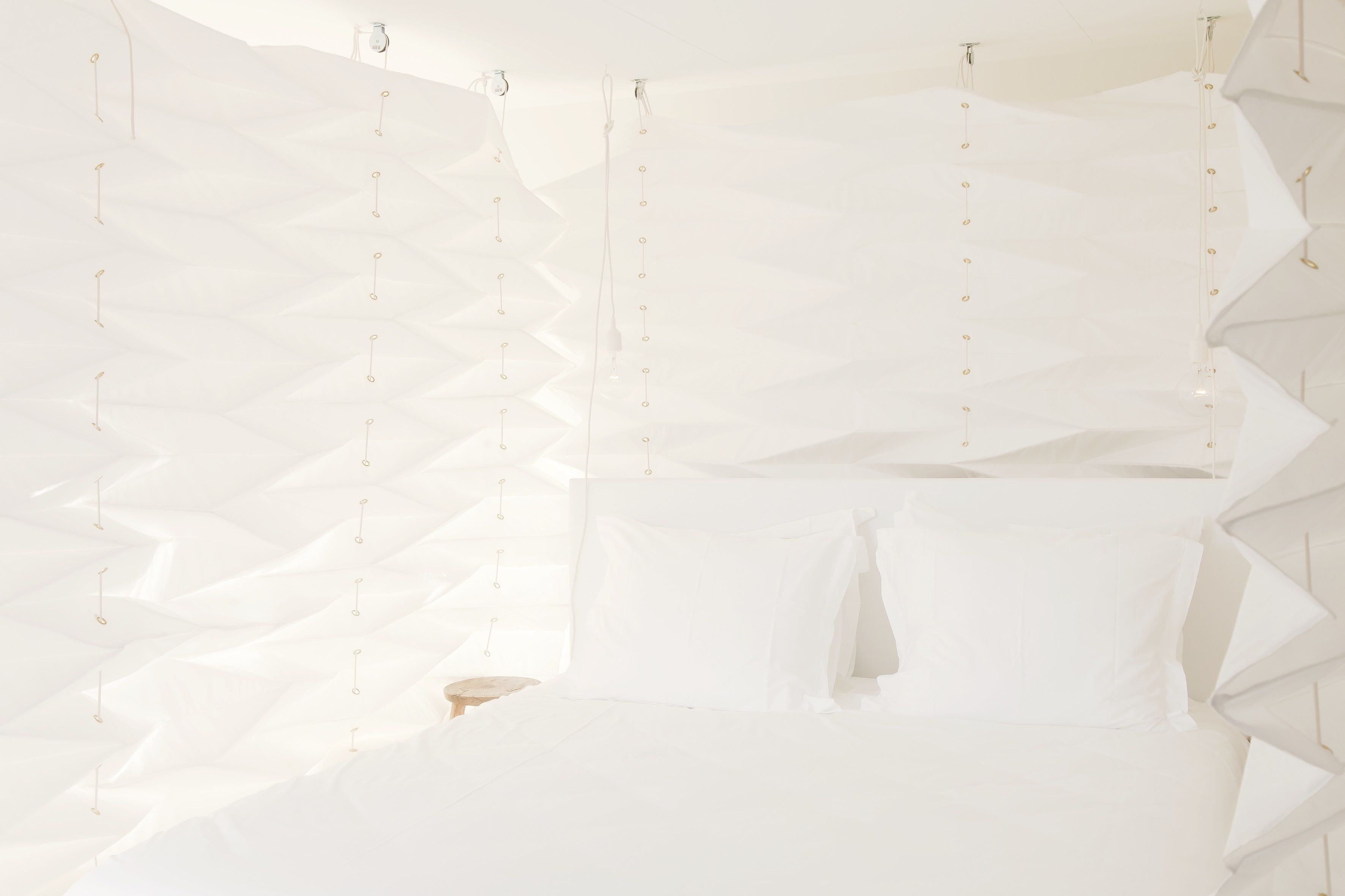 suite, 1 double bed | hypo-allergenic bedding, down duvets, in-room safe