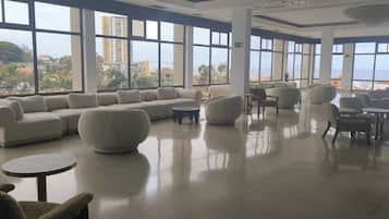 2 bars, bar sur le toit, bar à cocktails