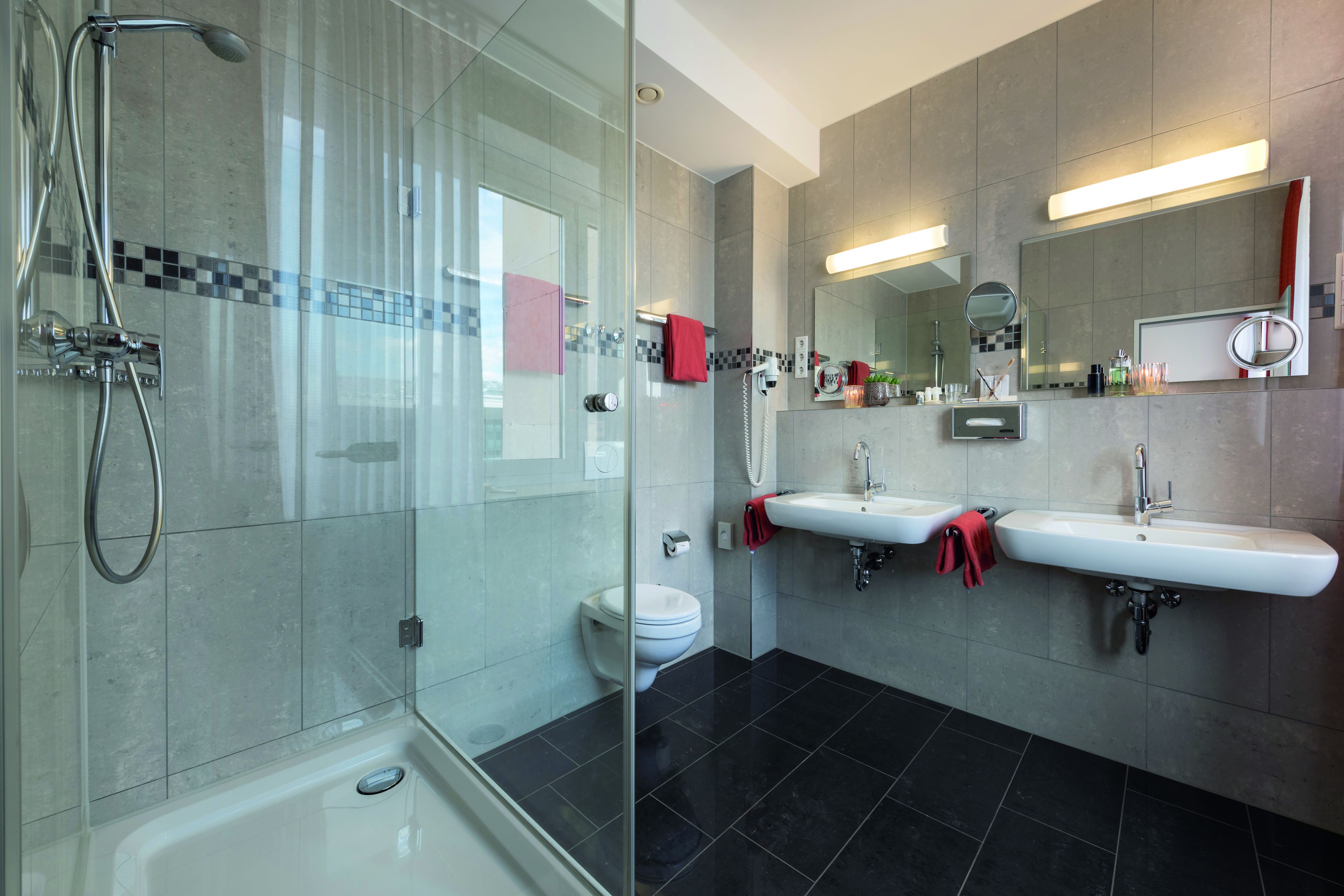 Superior Double Room, City View | Select Comfort beds, desk, soundproofing, iron/ironing board