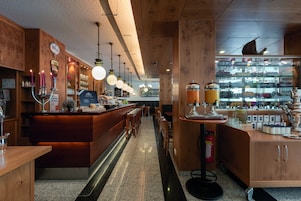 Daily buffet breakfast for a fee